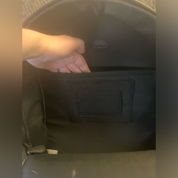 Tommy bahama dark camouflage black & grey multi pocket backpack! - Picture 12 of 13